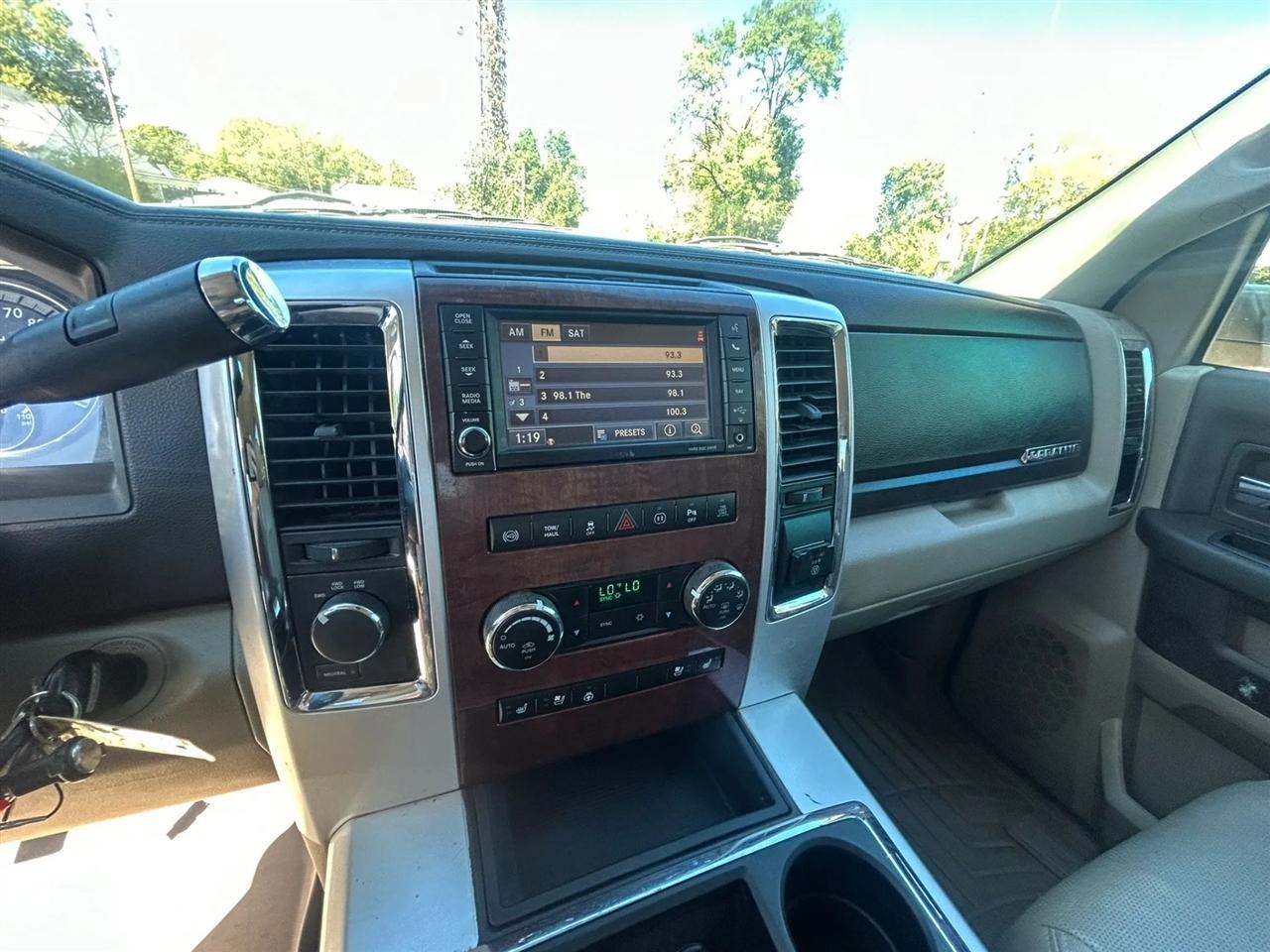 RAM 2500 Laramie Crew Cab SWB 4WD 2012