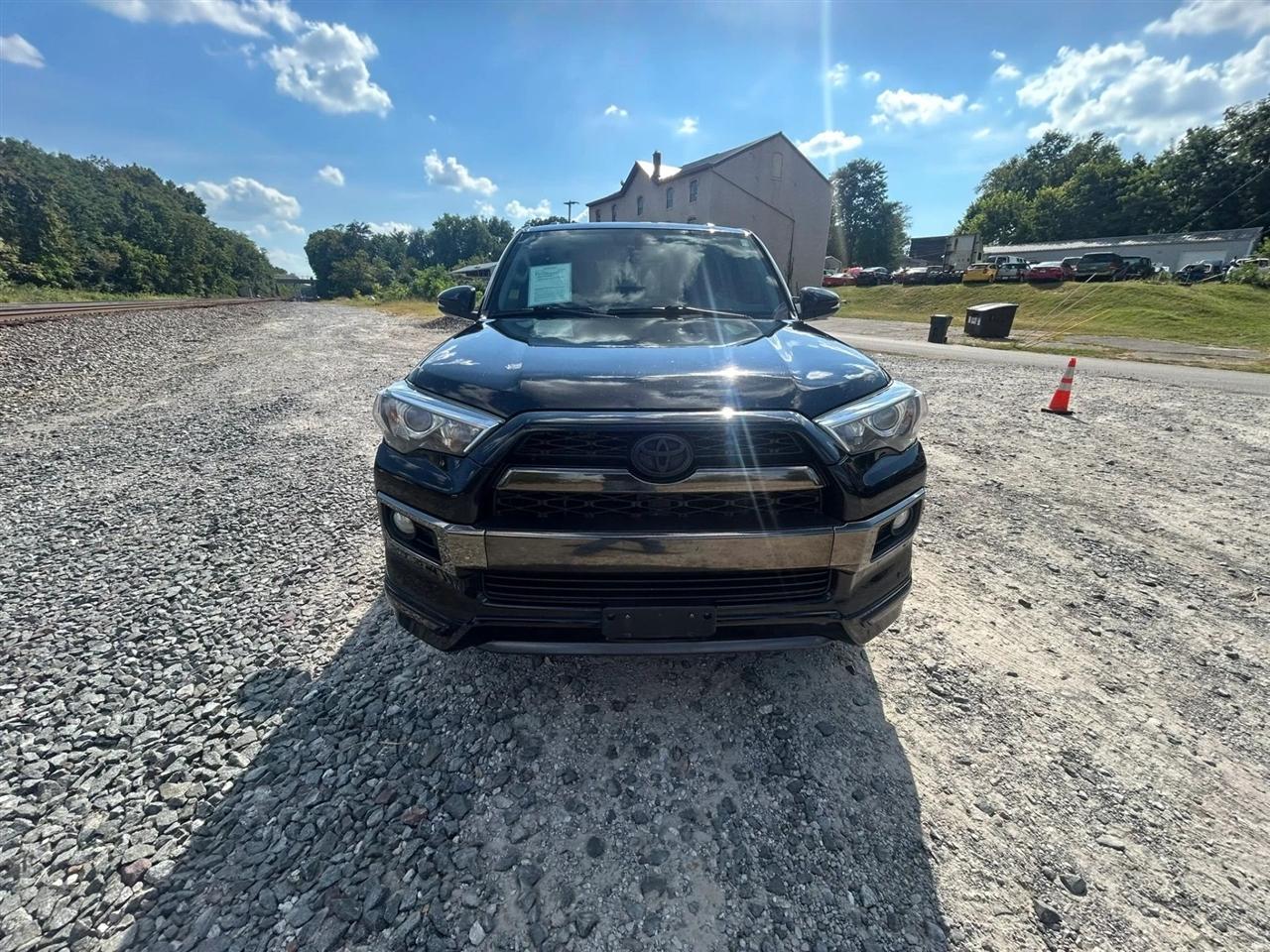 Toyota 4Runner Limited 4WD V6 2019
