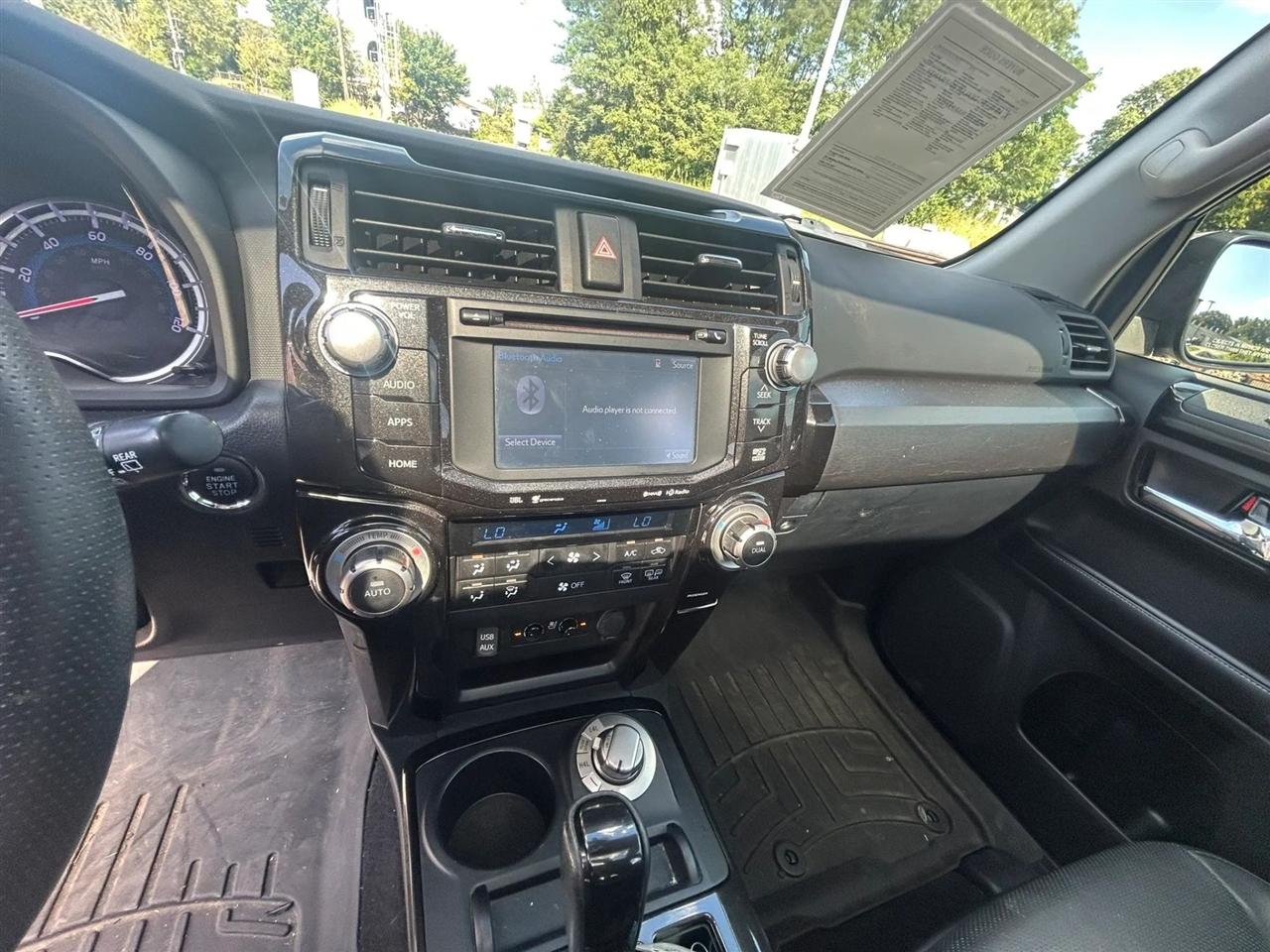 Toyota 4Runner Limited 4WD V6 2019