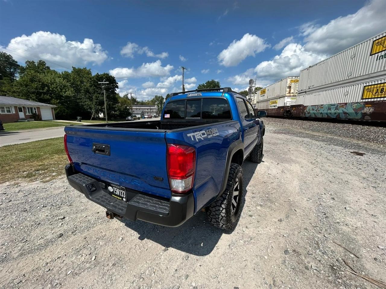 Toyota Tacoma SR5 Double Cab Long Bed V6 6AT 4WD 2016