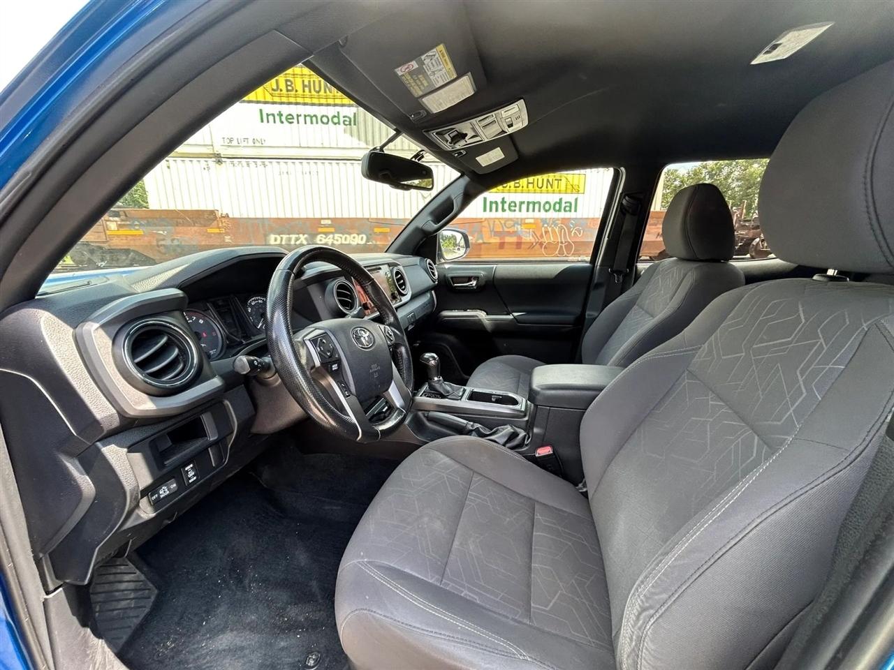 Toyota Tacoma SR5 Double Cab Long Bed V6 6AT 4WD 2016