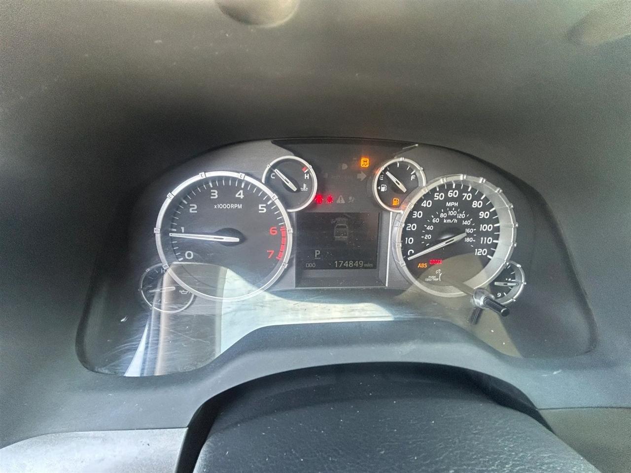 Toyota Tundra SR5 5.7L V8 FFV CrewMax 4WD 2014