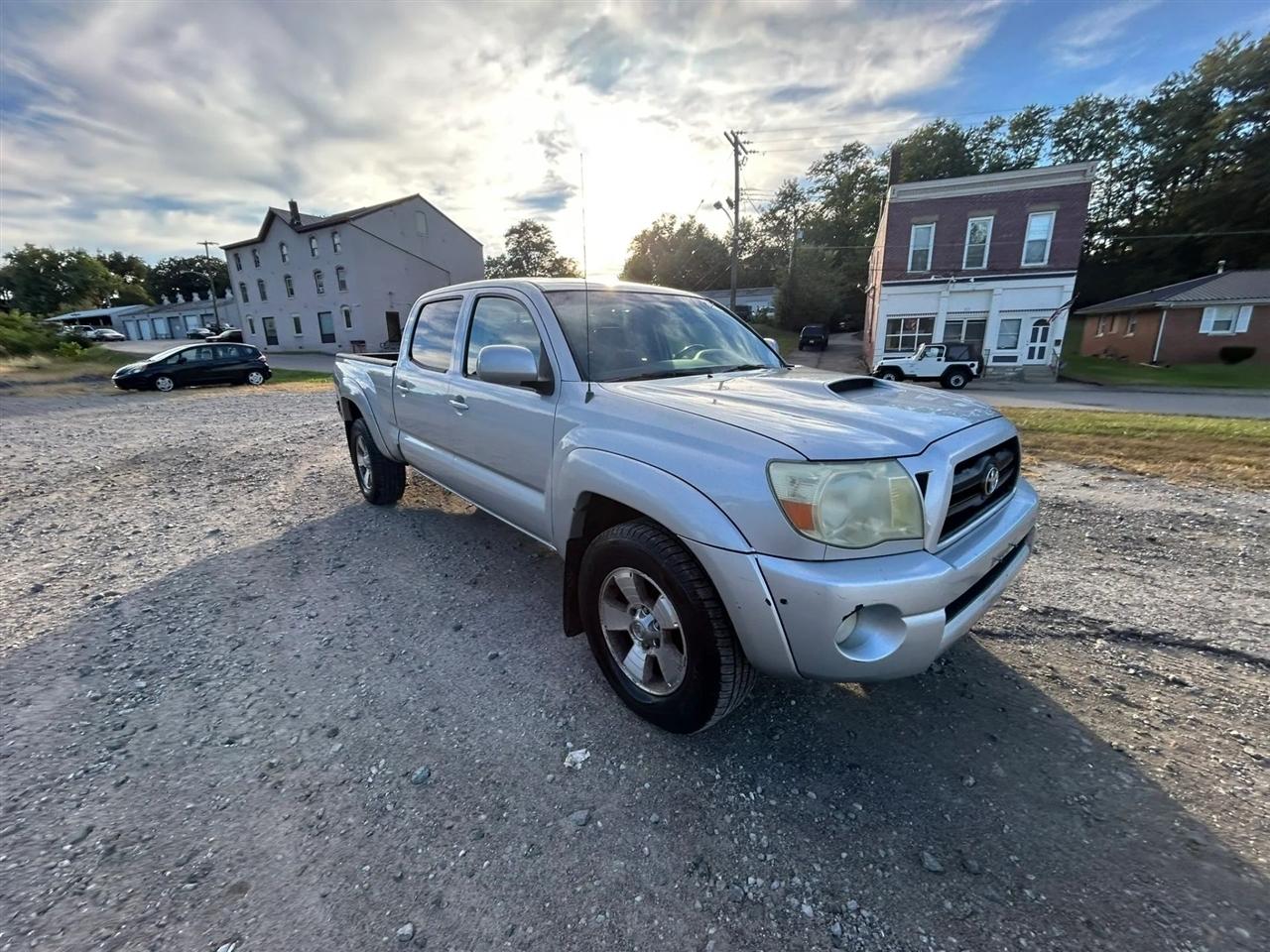 Toyota Tacoma Double Cab Long Bed V6 Auto 4WD 2006