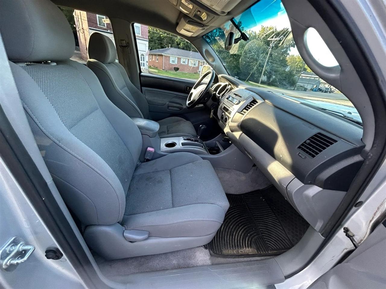 Toyota Tacoma Double Cab Long Bed V6 Auto 4WD 2006
