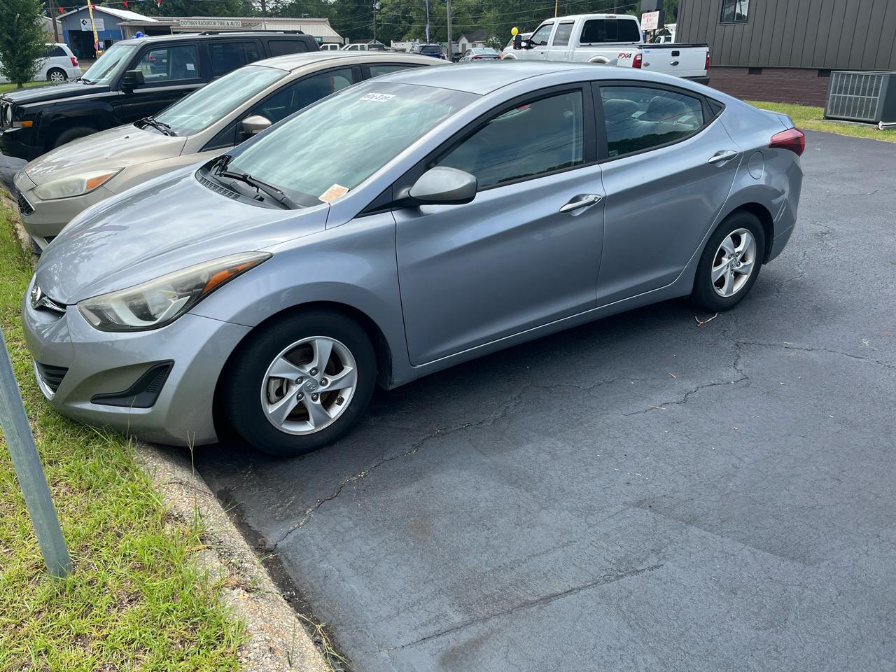 2015 Hyundai Elantra SE 6AT