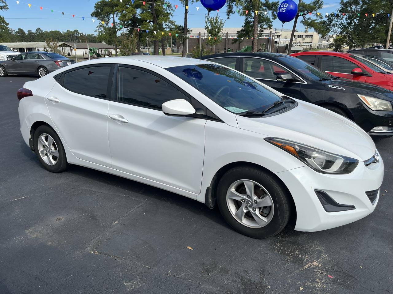 2015 Hyundai Elantra SE 6AT