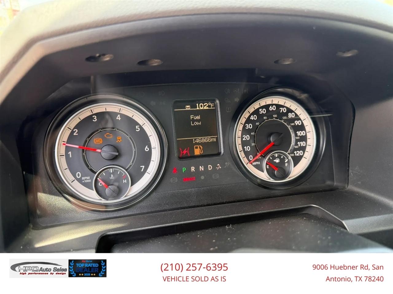 RAM 1500 4WD Quad Cab 140.5" Tradesman 2016