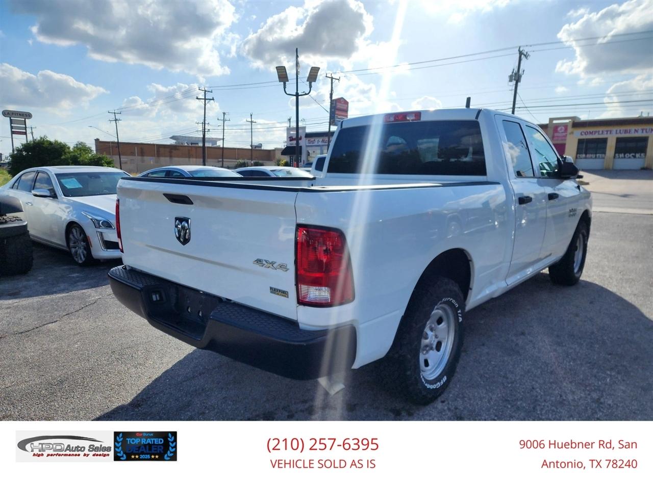 RAM 1500 4WD Quad Cab 140.5" Tradesman 2016