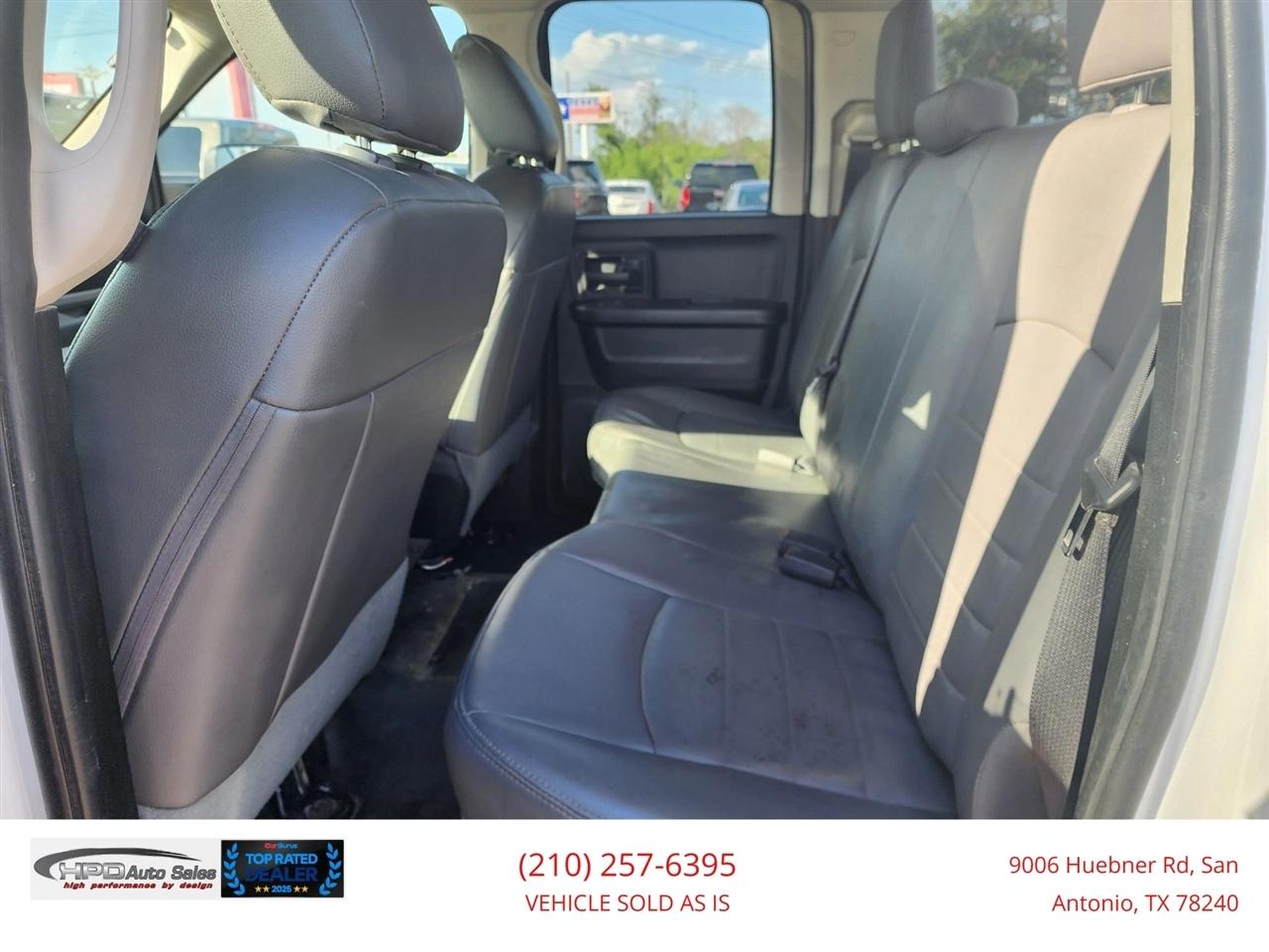RAM 1500 4WD Quad Cab 140.5" Tradesman 2016