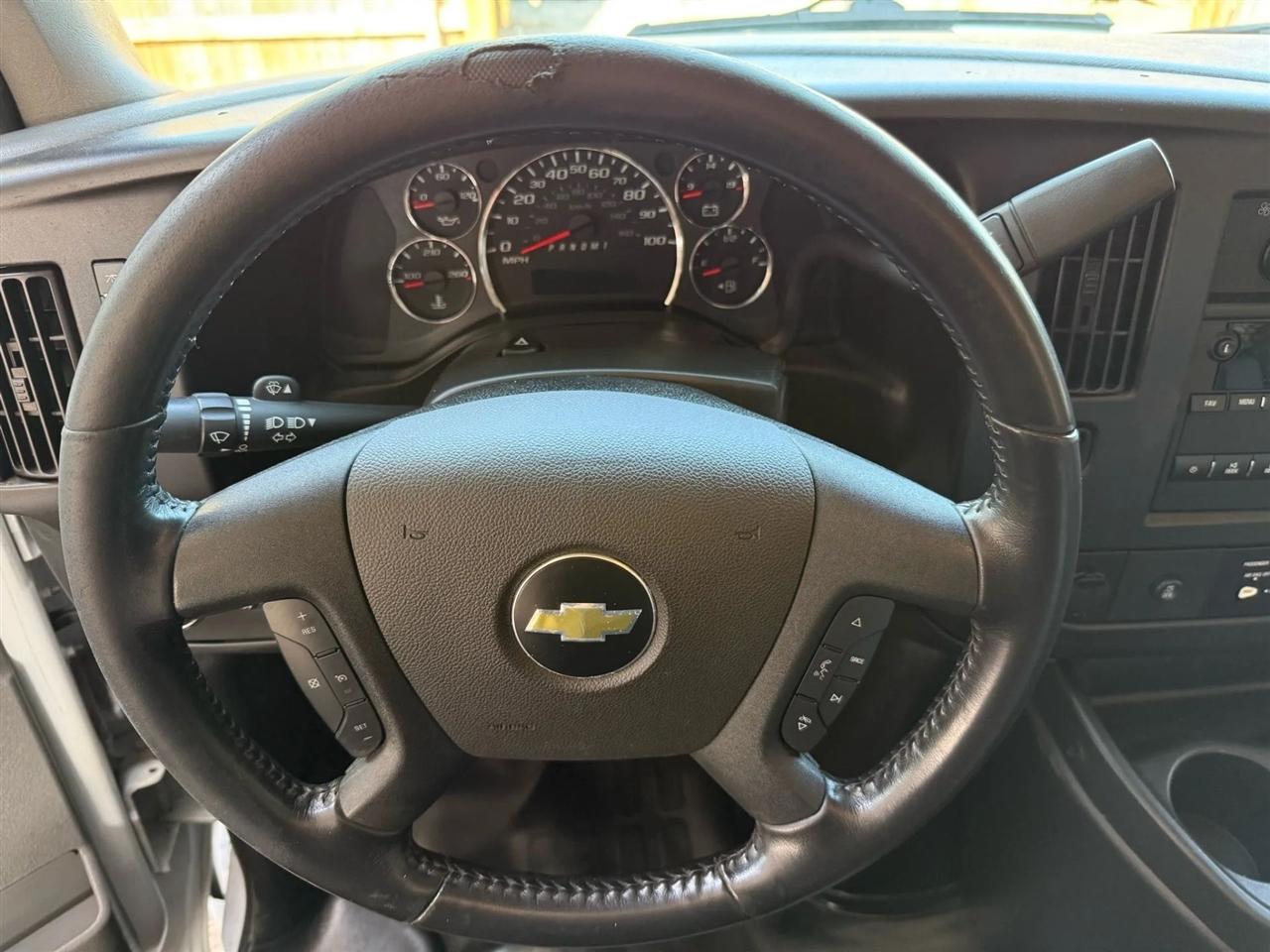 Chevrolet Express Cargo Van RWD 2500 135" 2021