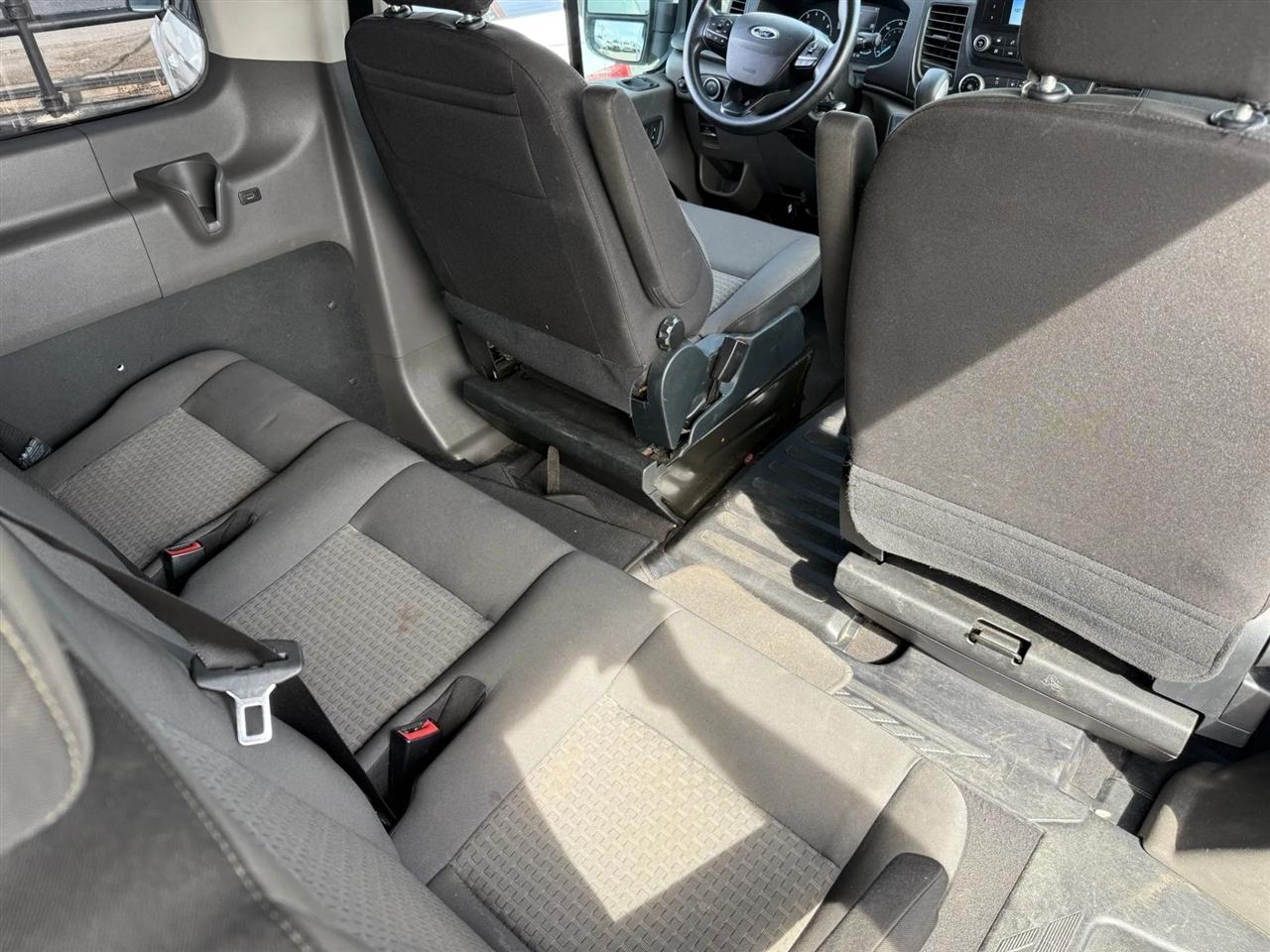 Ford Transit Passenger Wagon T-350 148" Low Roof XLT RWD 2021