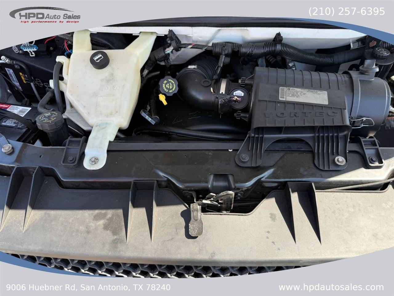 Chevrolet Express Cargo Van RWD 1500 135" 2012