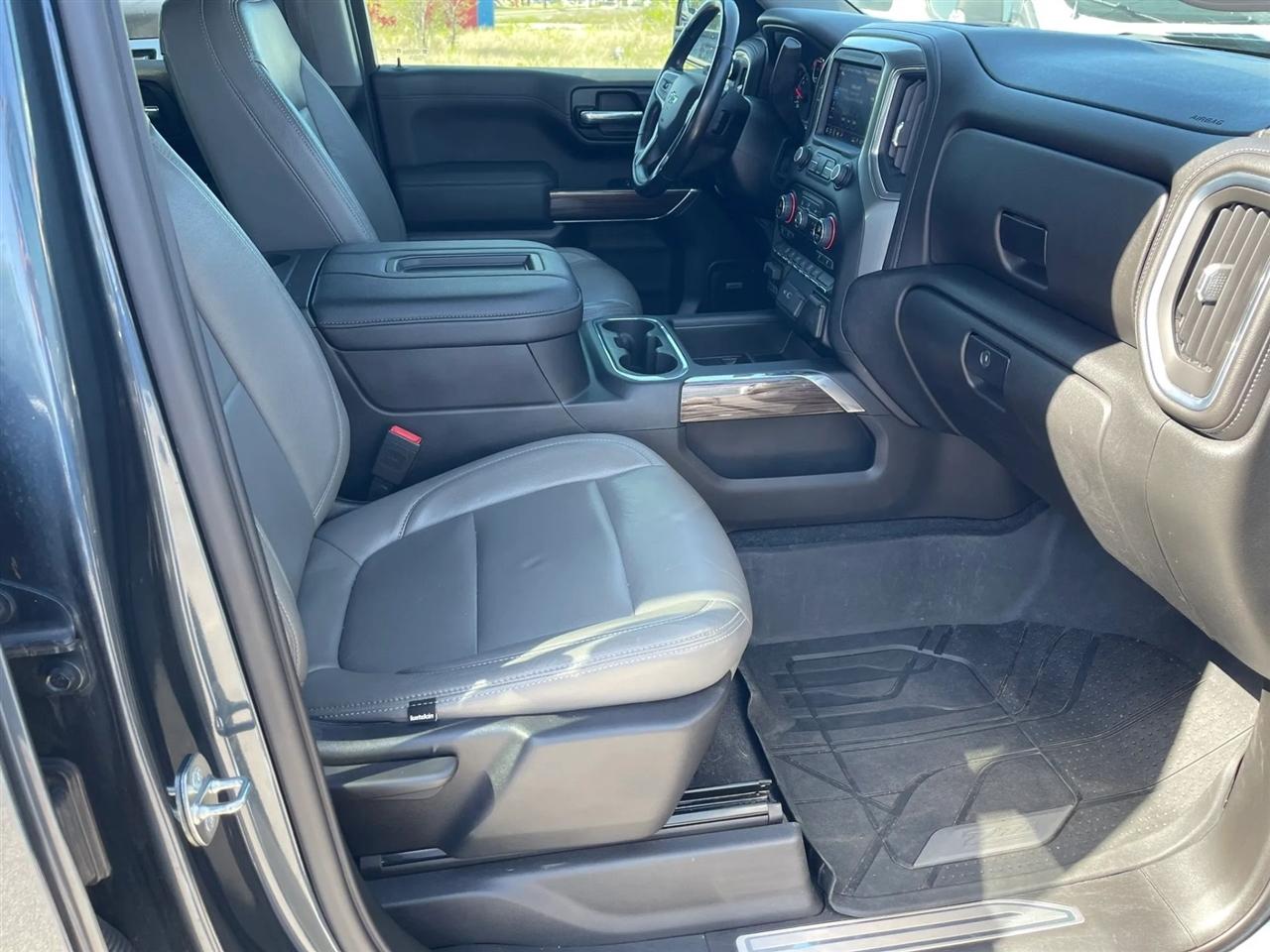 Chevrolet Silverado 1500 4WD Crew Cab 147" RST 2019