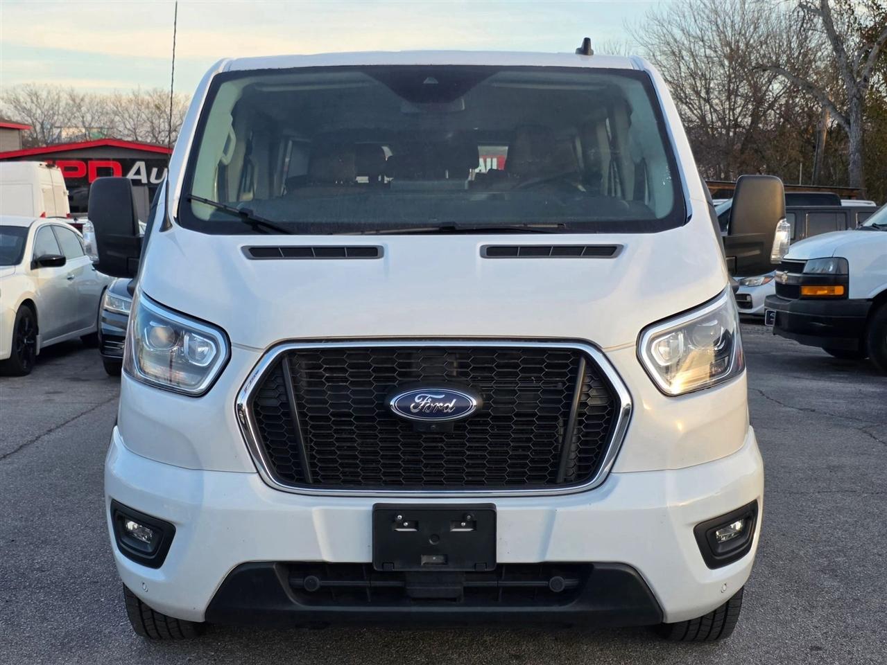 Ford Transit Passenger Wagon T-350 148" Low Roof XLT RWD 2023