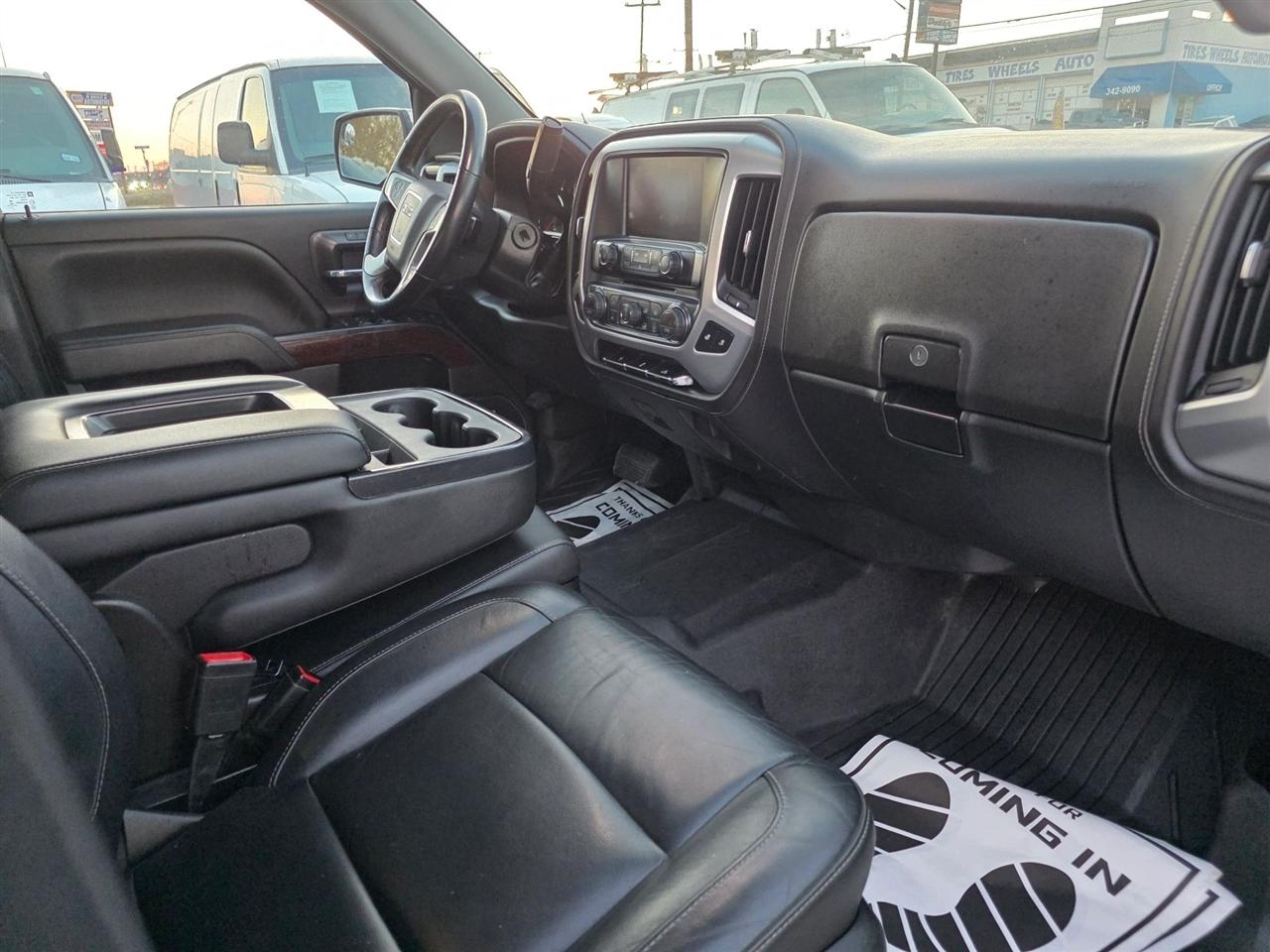 GMC Sierra 1500 2WD Crew Cab 143.5" SLT 2018