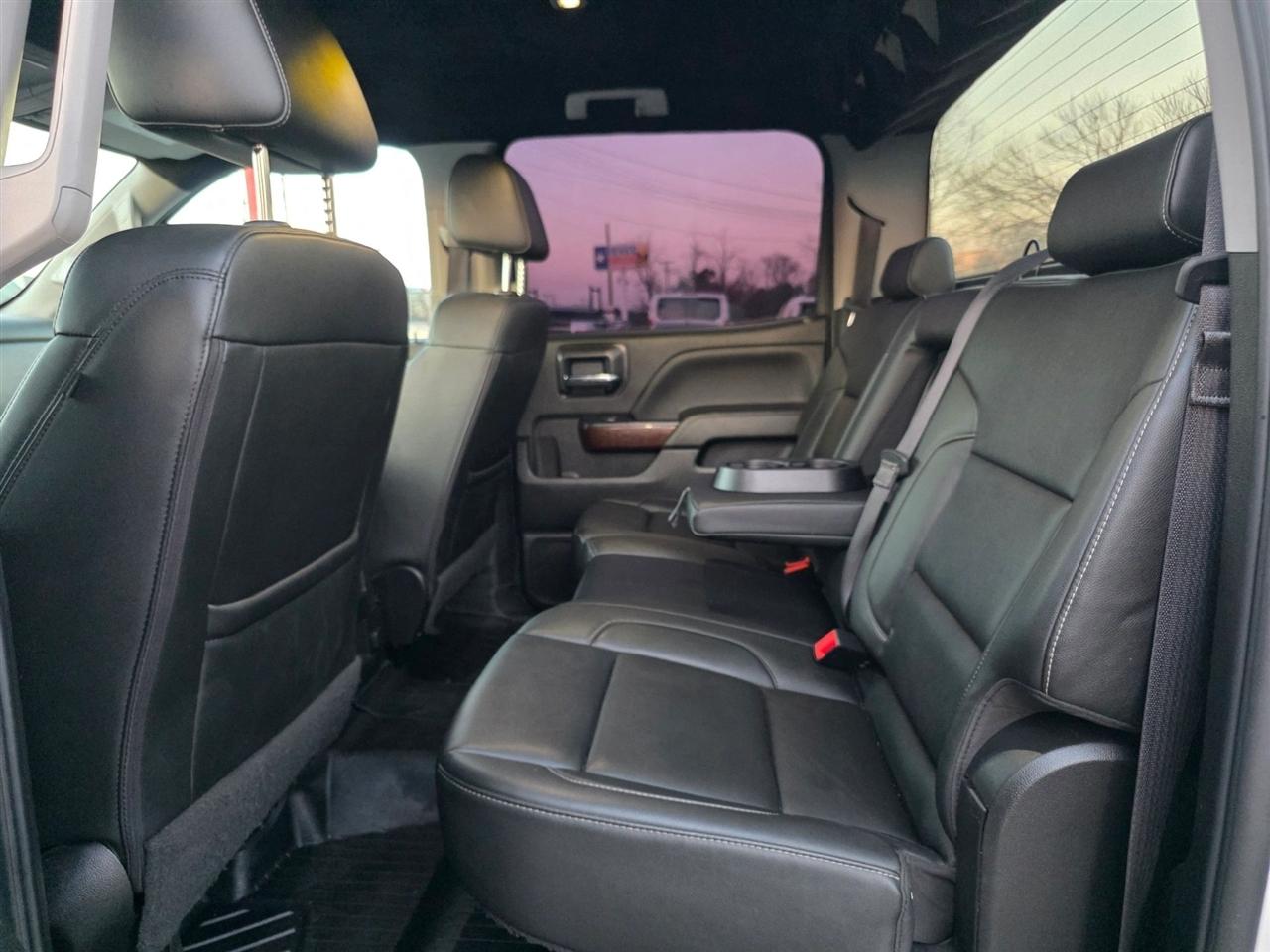 GMC Sierra 1500 2WD Crew Cab 143.5" SLT 2018