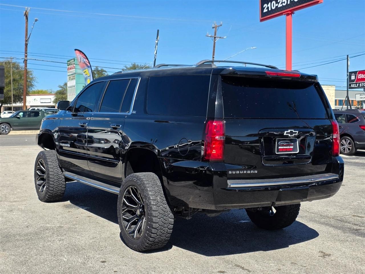 Chevrolet Suburban 2WD 4dr LTZ 2015