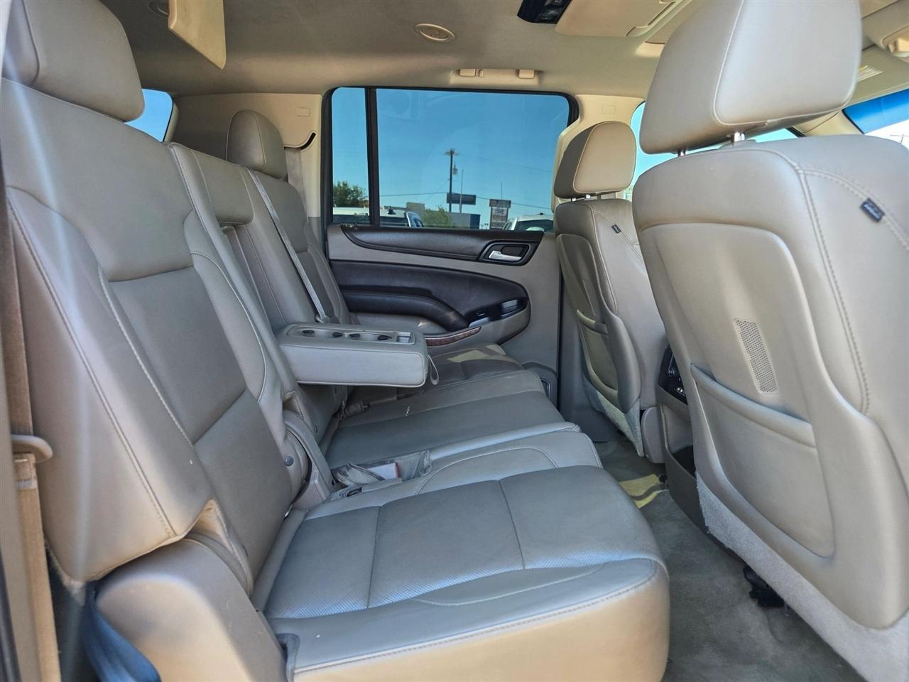 Chevrolet Suburban 2WD 4dr LTZ 2015