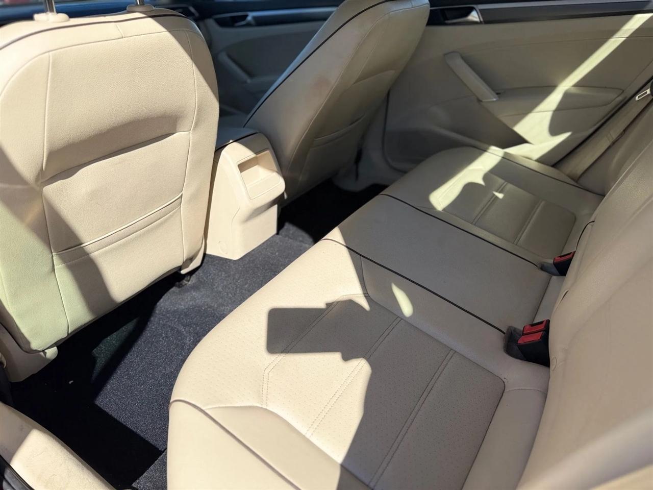 Volkswagen Passat 2.0T S Auto 2018