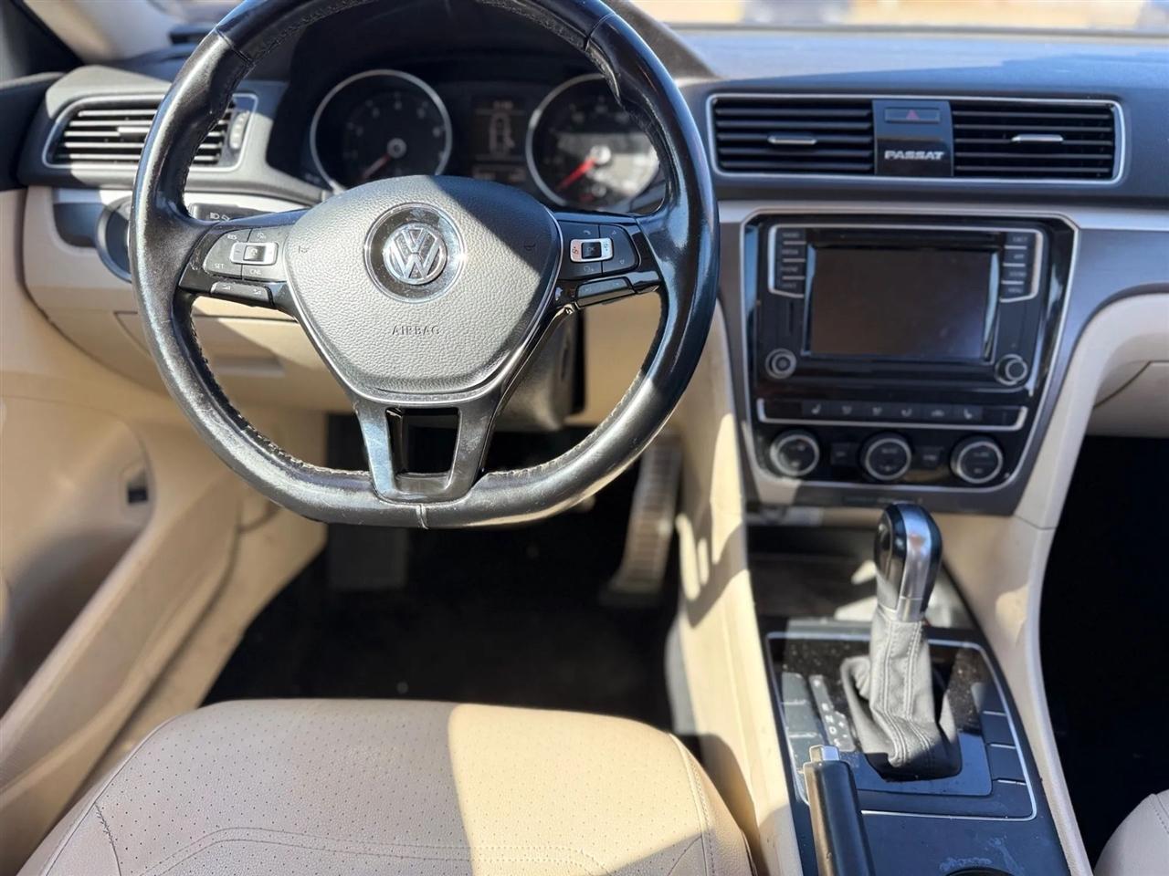 Volkswagen Passat 2.0T S Auto 2018