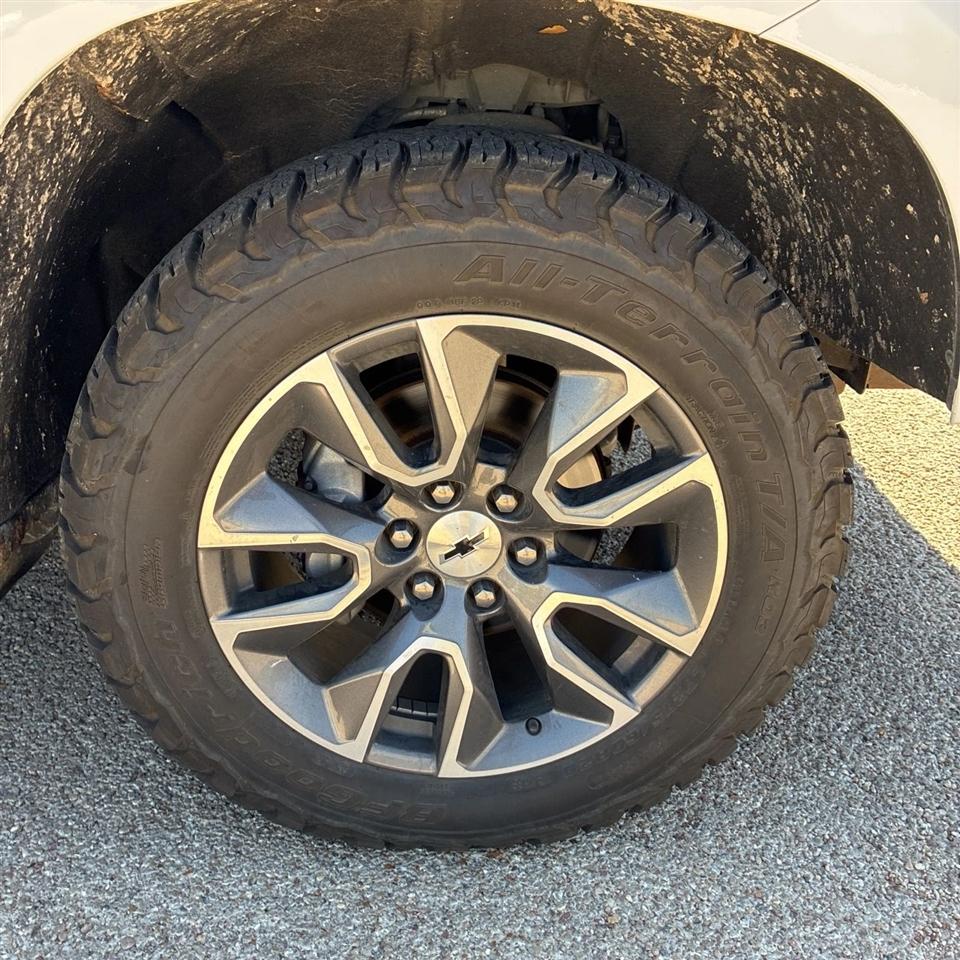 Chevrolet Silverado 1500 4WD Crew Cab 147" RST 2020