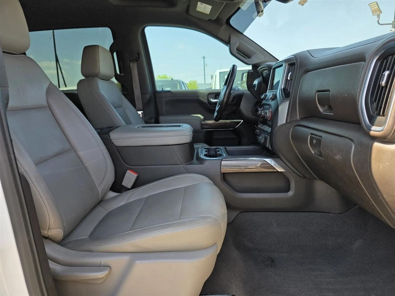 Chevrolet Silverado 1500 4WD Crew Cab 147" RST 2020