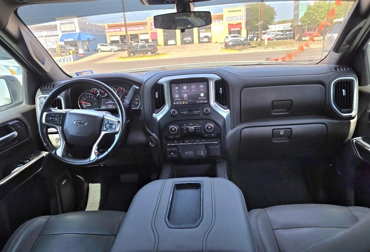 Chevrolet Silverado 1500 4WD Crew Cab 147" RST 2020