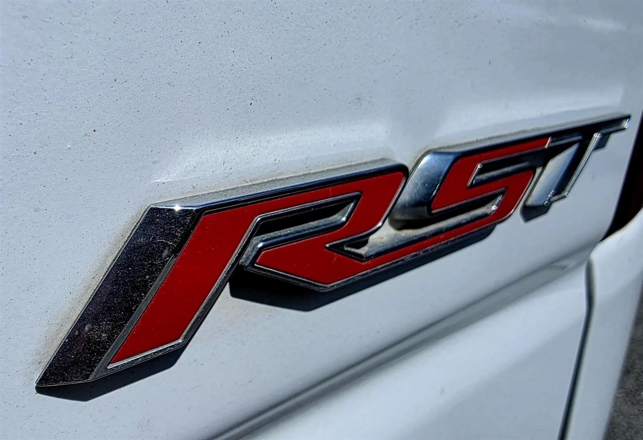 Chevrolet Silverado 1500 4WD Crew Cab 147" RST 2020