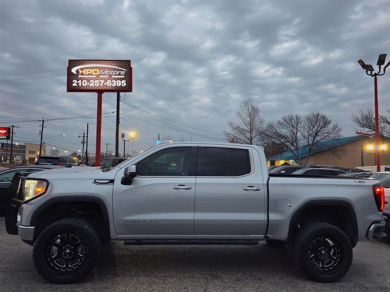 GMC Sierra 1500 4WD Crew Cab 147" SLT 2019
