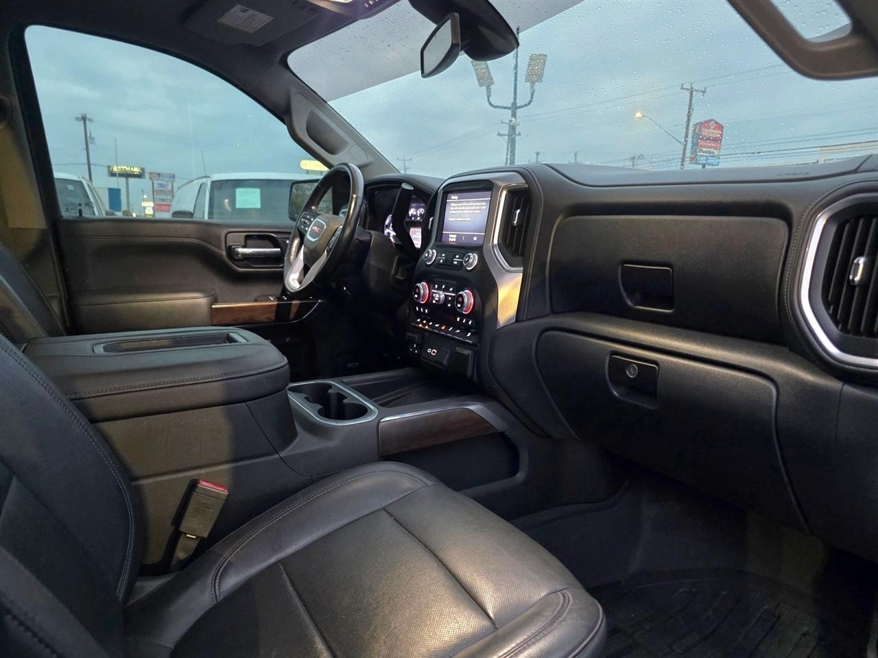 GMC Sierra 1500 4WD Crew Cab 147" SLT 2019