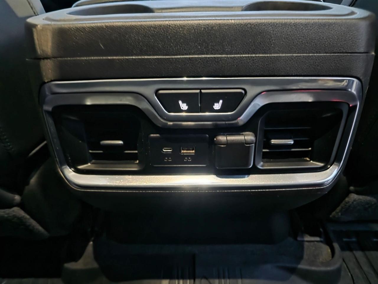 GMC Sierra 1500 4WD Crew Cab 147" SLT 2019