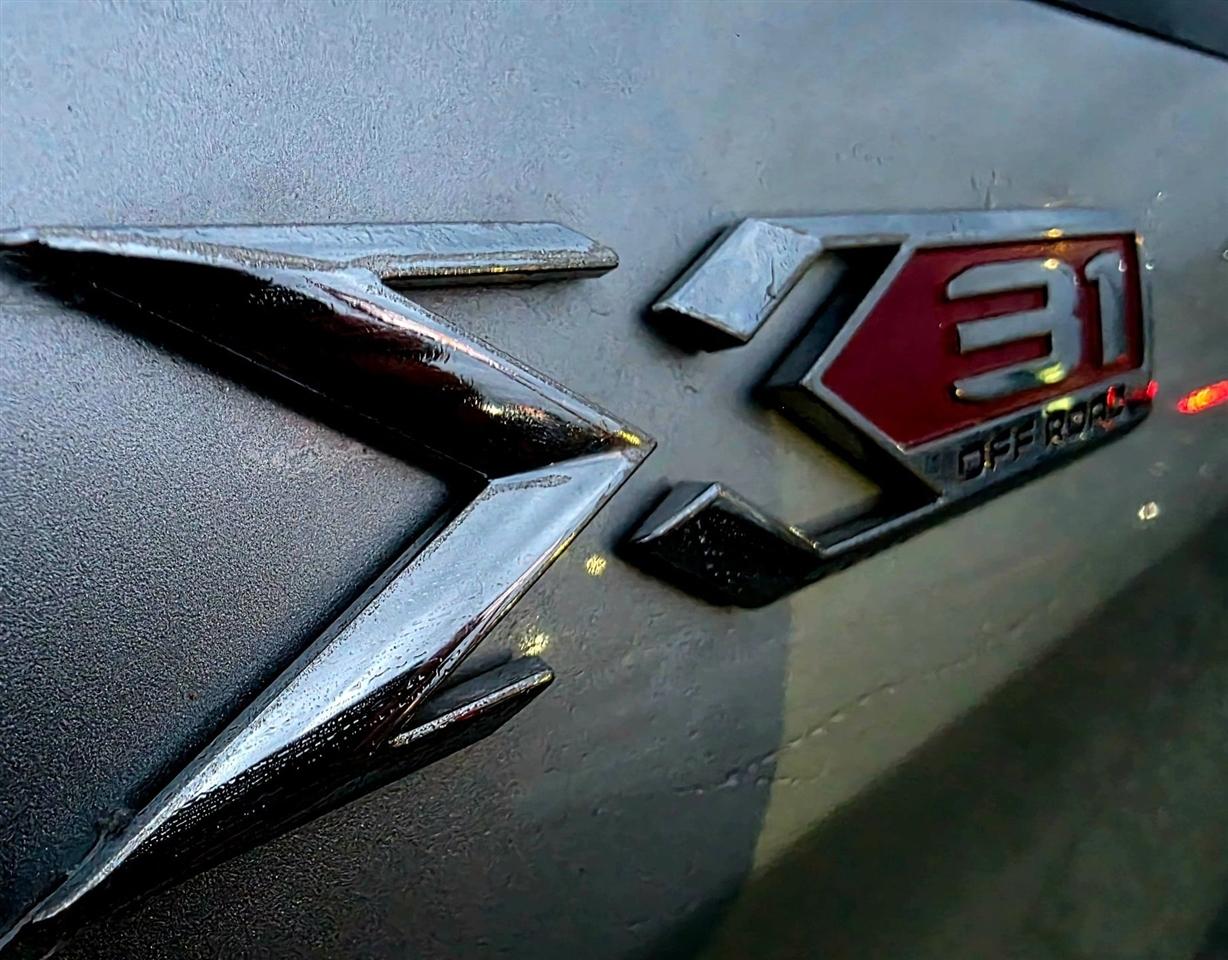 GMC Sierra 1500 4WD Crew Cab 147" SLT 2019