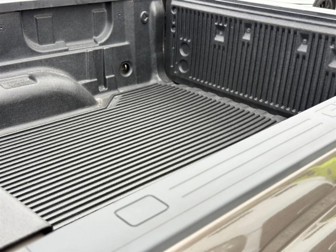 GMC Sierra 1500 2WD Crew Cab 143.5" SLE 2015