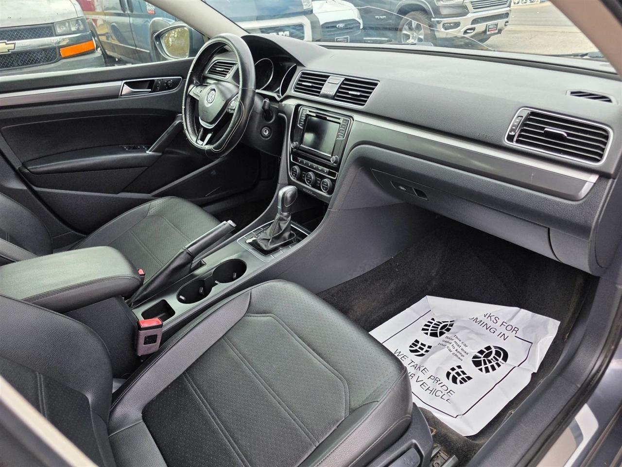 Volkswagen Passat 2.0T S Auto 2018