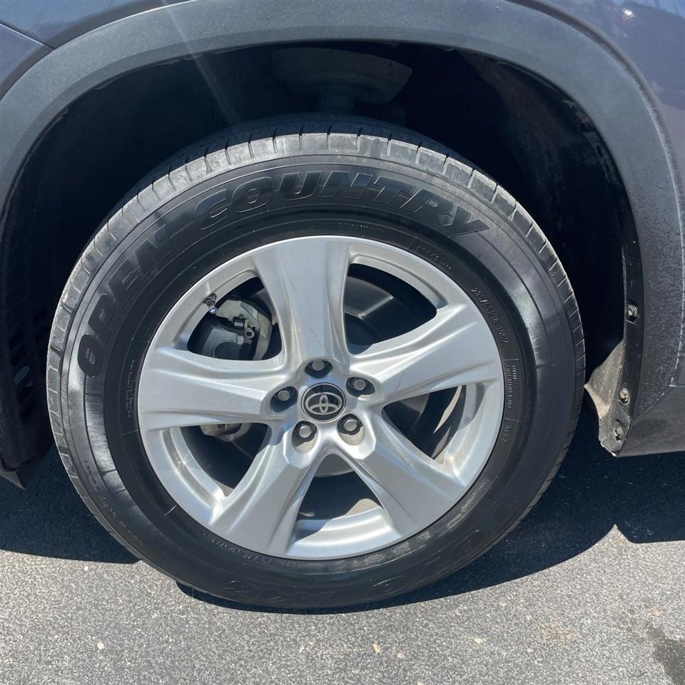 Toyota Highlander Platinum FWD (Natl) 2023