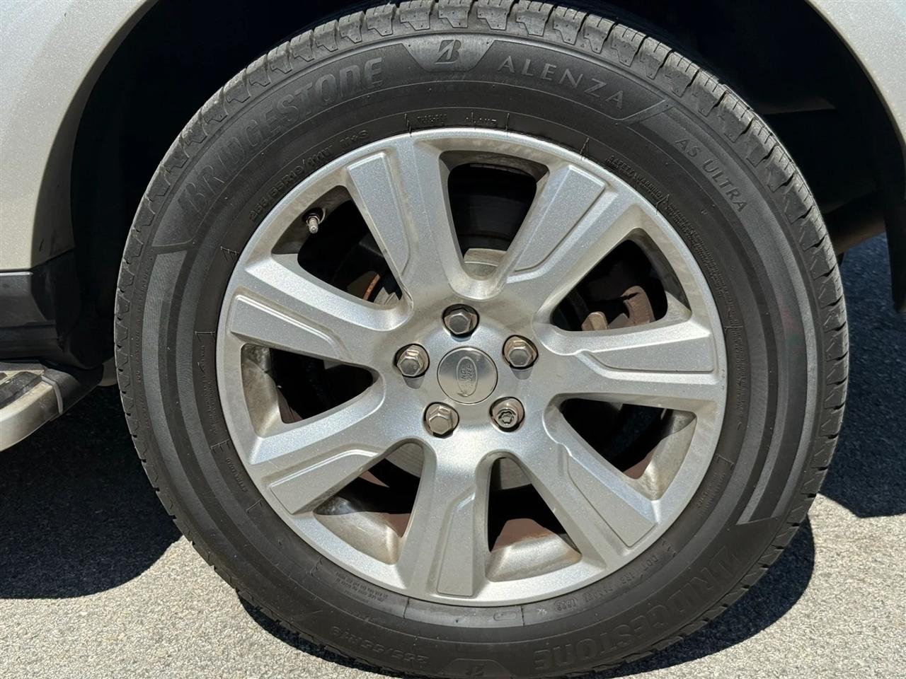 Land Rover LR4 4WD 4dr HSE 2015