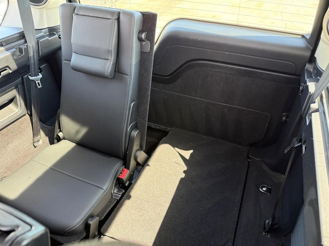 Land Rover LR4 4WD 4dr HSE 2015