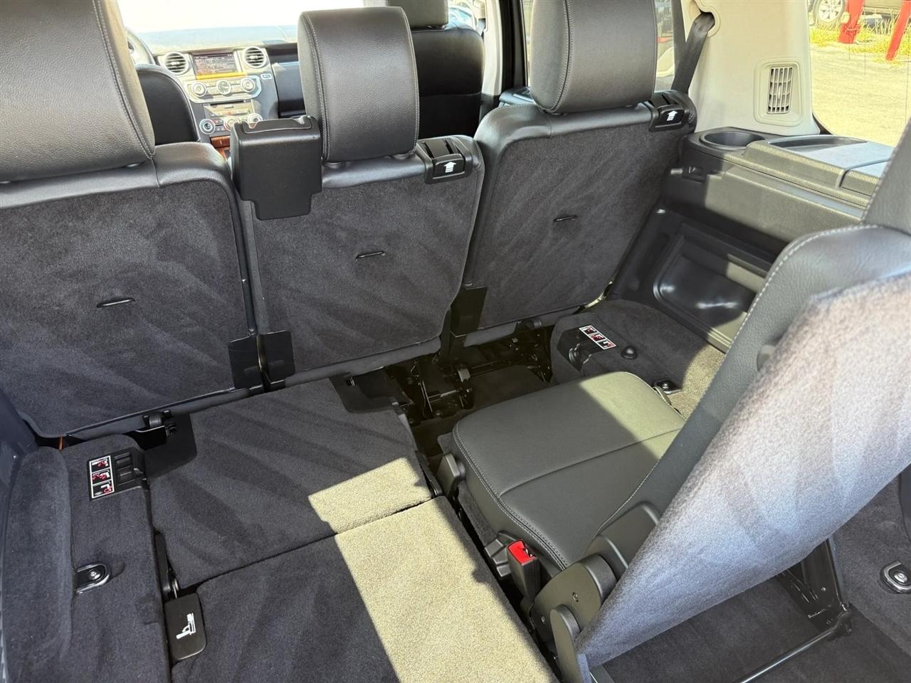 Land Rover LR4 4WD 4dr HSE 2015