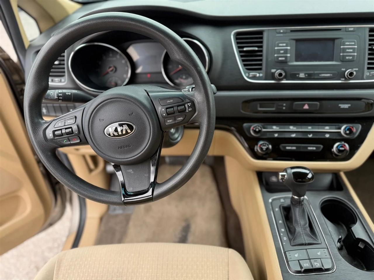 Kia Sedona 4dr Wgn LX 2016