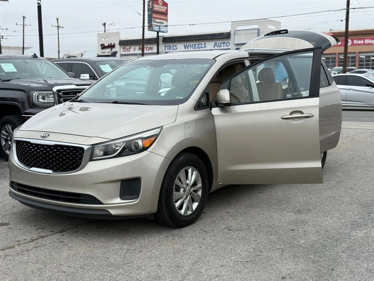 Kia Sedona 4dr Wgn LX 2016