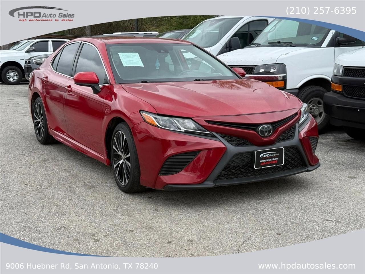 Toyota Camry SE Auto (Natl) 2020