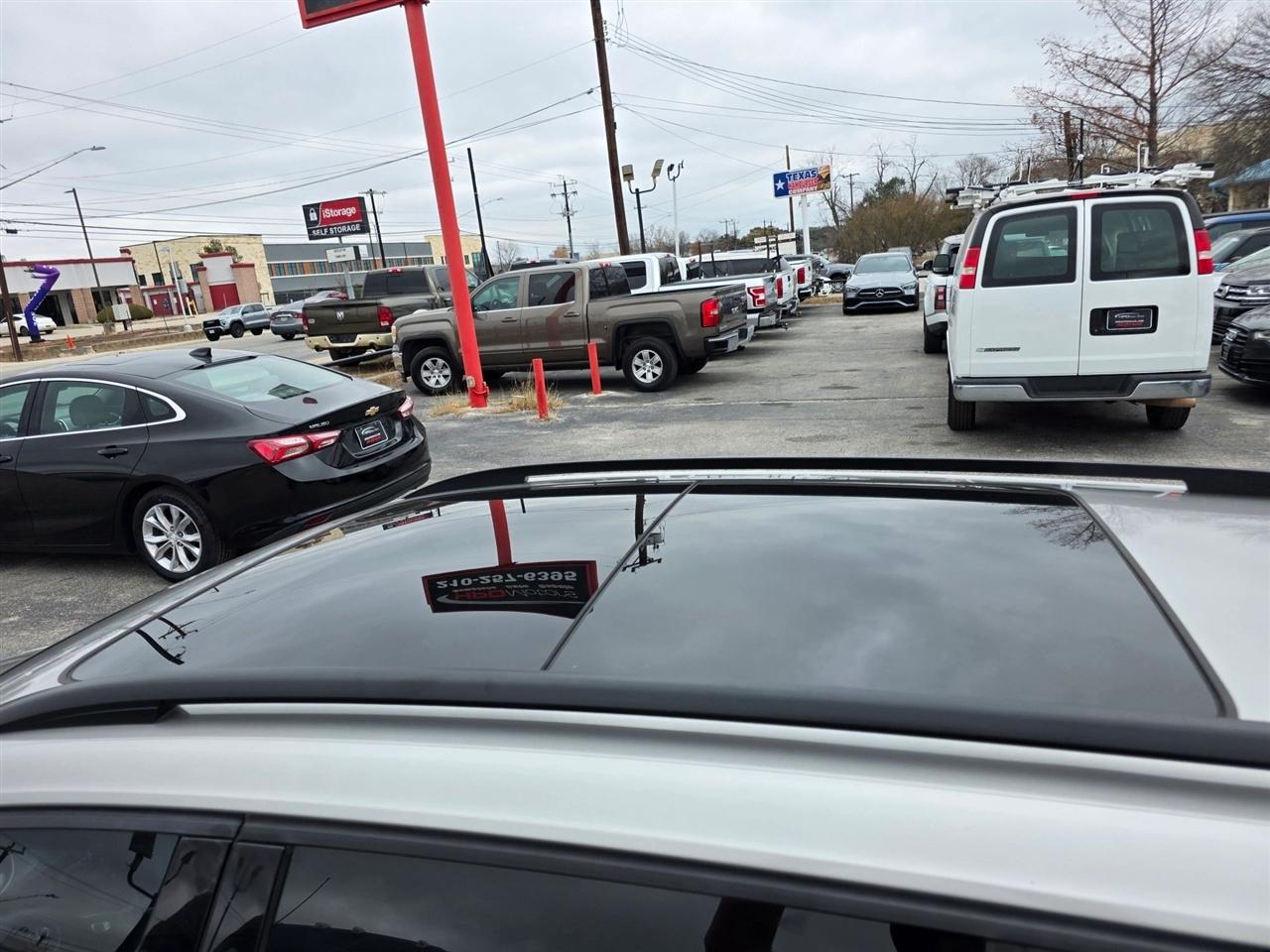 Volkswagen Golf SportWagen 4dr Auto TSI S 2016