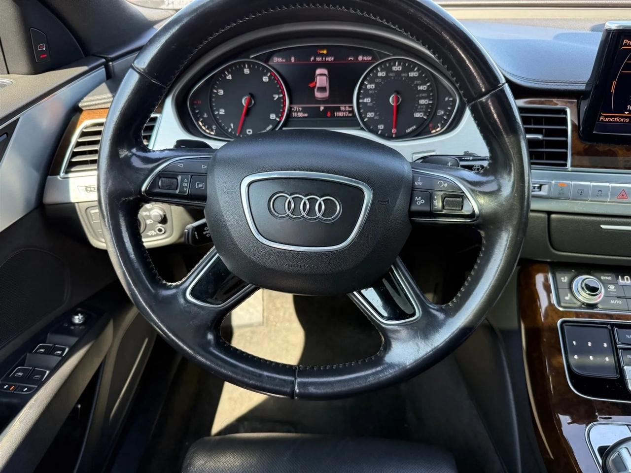 Audi A8 4dr Sdn 4.0T 2015