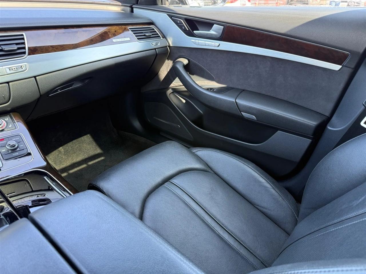 Audi A8 4dr Sdn 4.0T 2015