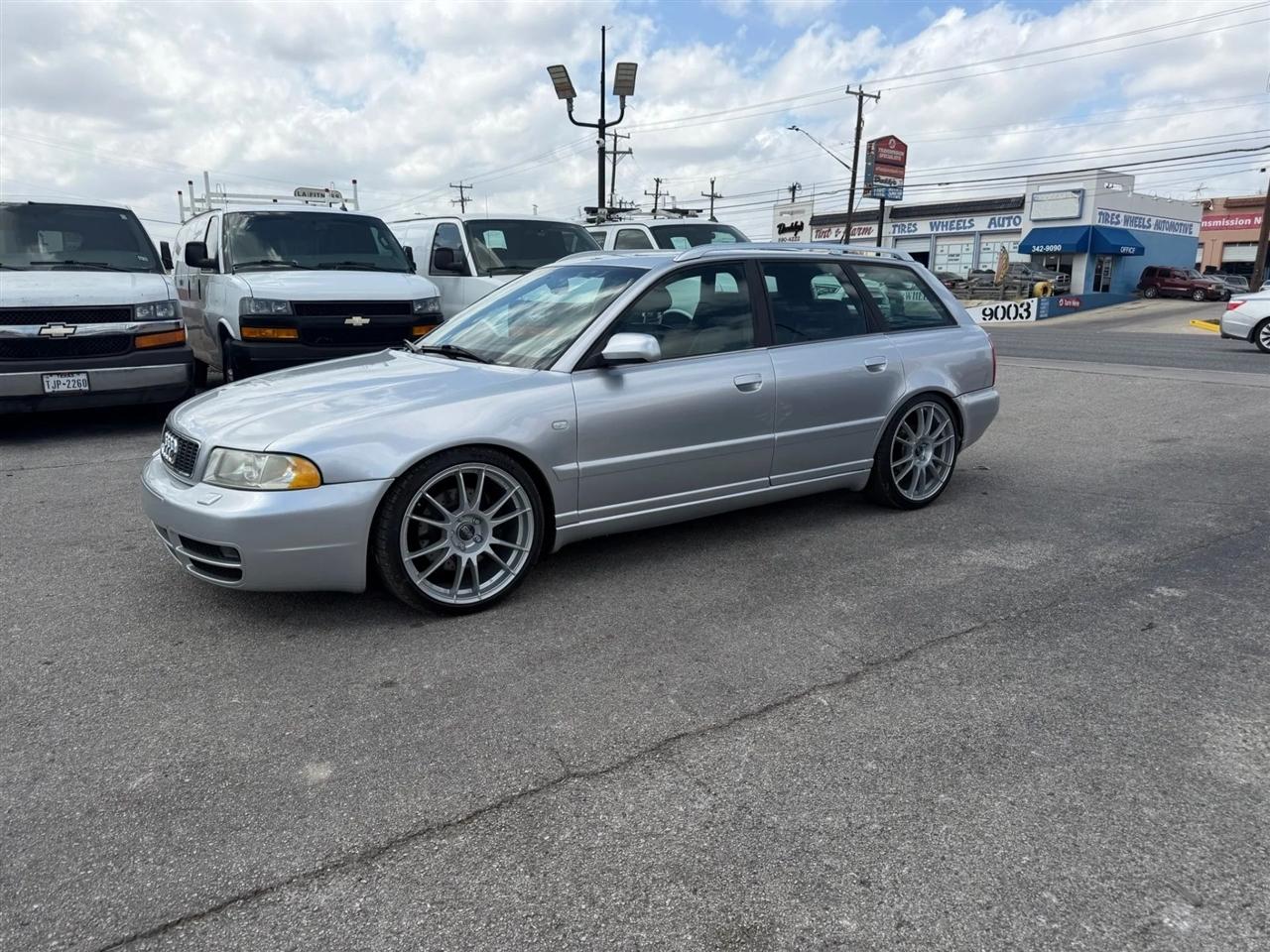 Audi S4 5dr Wgn Avant Quattro AWD Auto 2001