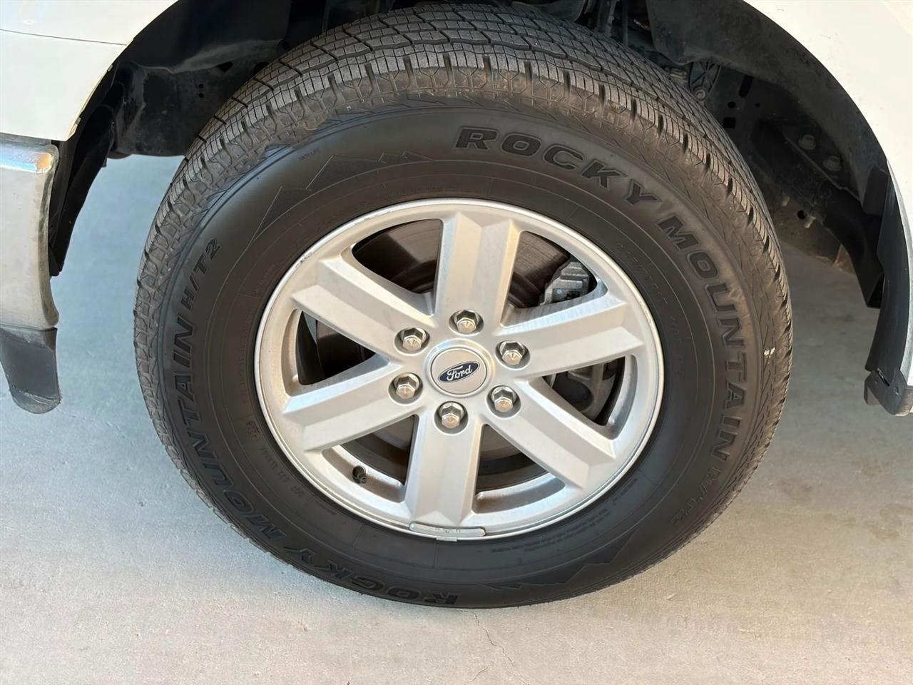 Ford F-150 Lariat 2WD SuperCrew 5.5' Box 2023