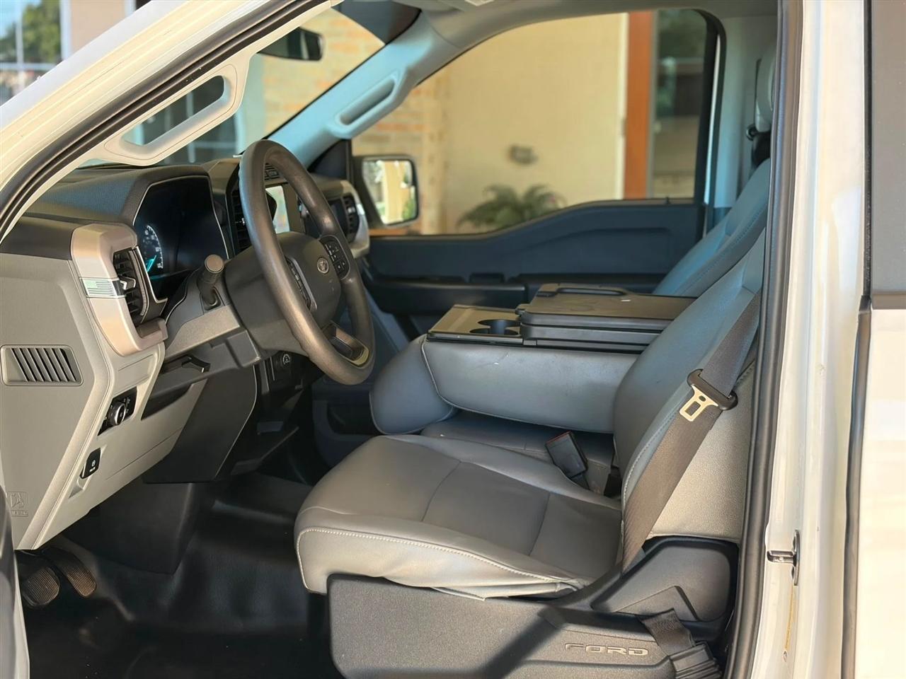 Ford F-150 Lariat 2WD SuperCrew 5.5' Box 2023