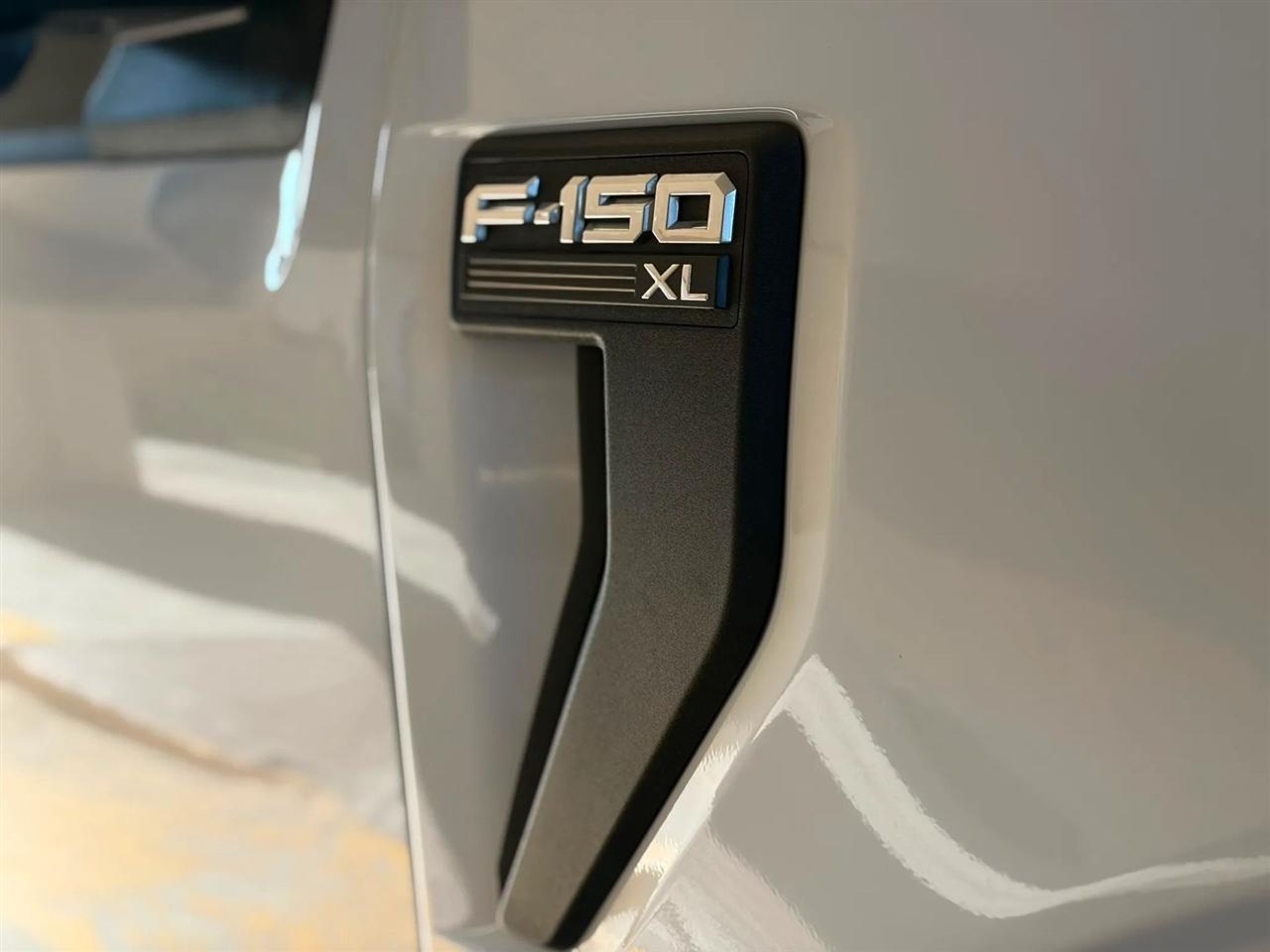 Ford F-150 Lariat 2WD SuperCrew 5.5' Box 2023