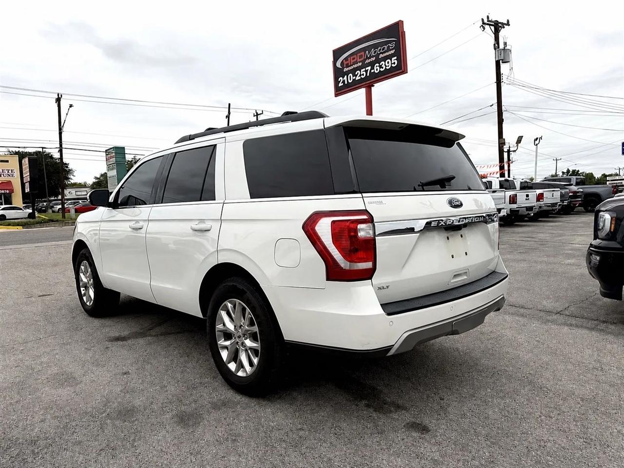 Ford Expedition XLT 4x2 2020