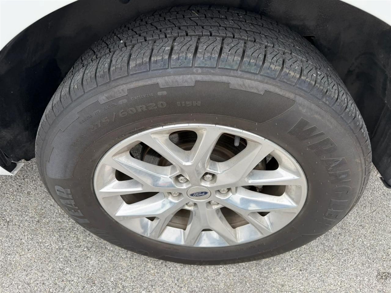 Ford Expedition XLT 4x2 2020